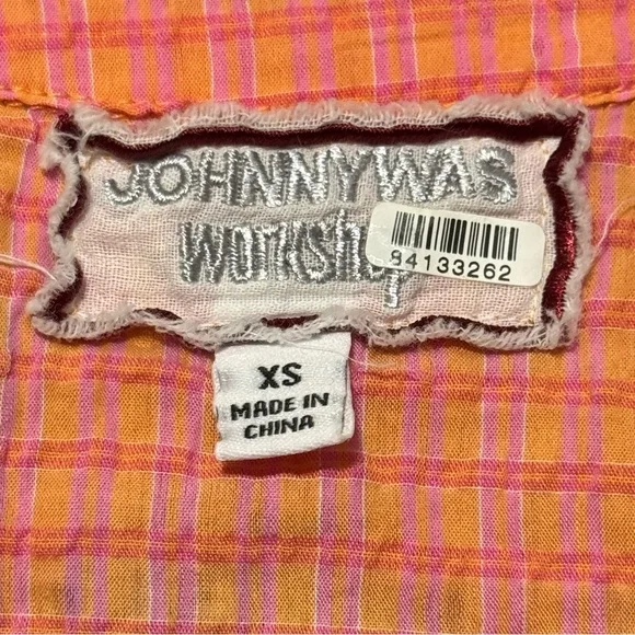 JOHNNY WAS Olinda Puff Sleeve Effortless Embroidered Lightweight Floral Blouse - Picture 12 of 13